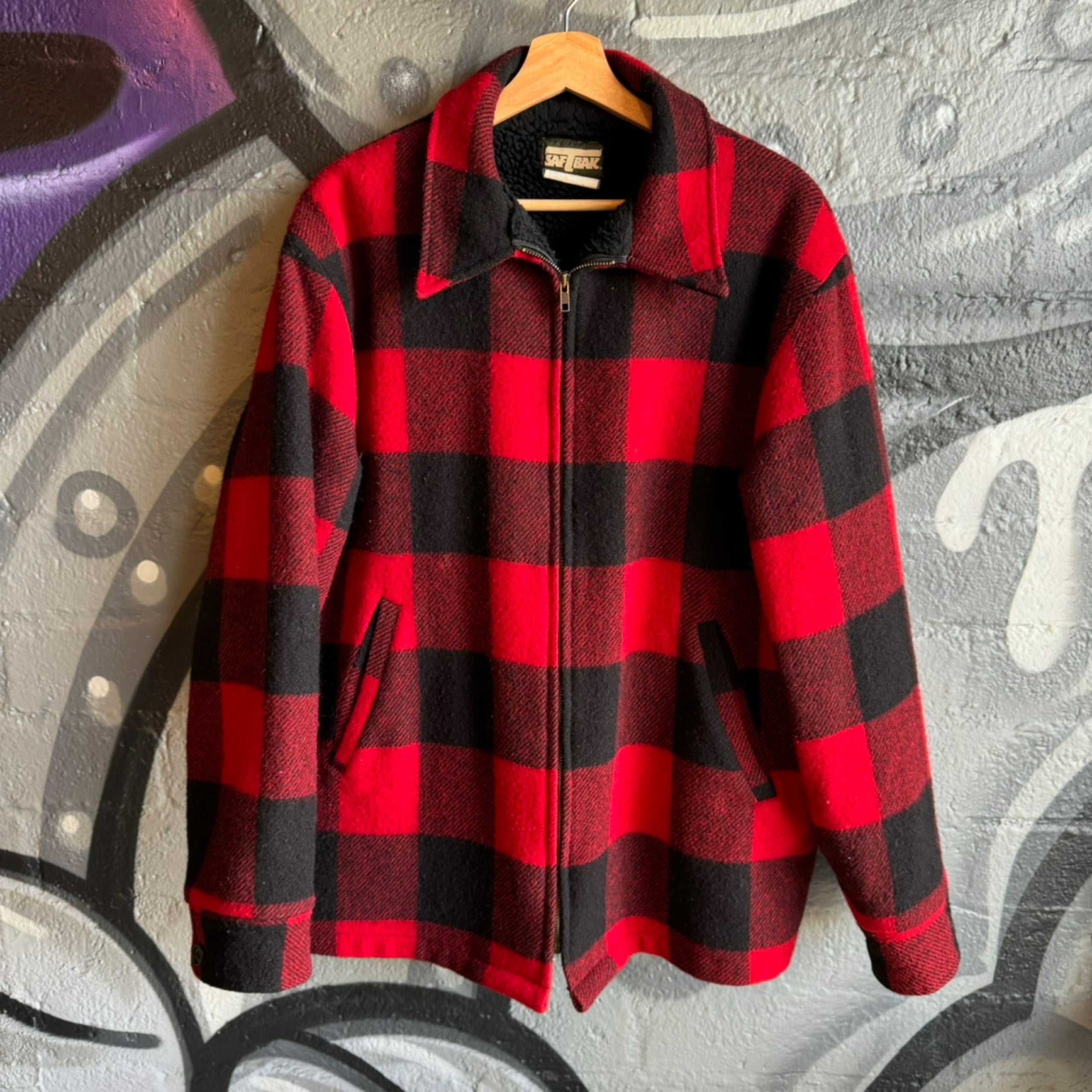 Men s Jacket L SafTbak Vintage Red Plaid Hunting Jacket Wool Goblin Shark Emporium